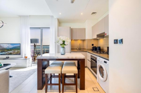 Daniels Serene 1BR in Creek Vista